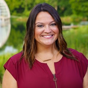 Meet your Posher, Lorie